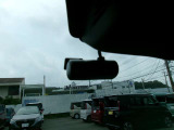 もし事故に遭遇してしまったら、あおり運転の被害にあったら・・不安ですよね、そこで運転中の映像と音を記録するドライブレコーダーです!万が一の備えに☆勿論、ドライブの思い出にも大活躍♪