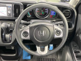 【ステアリングスイッチ】運転中、前方から目線をそらすことなく、オーディオ等の操作が可能な便利機能!安心&快適なドライブを演出してくれます♪