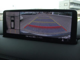 360&deg;ビューモニターを搭載しています。コーナーセンサーと合せてお使いいただくことで、安全、安心にお車の取り回しを行っていただけます。