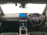 【前方視界】開放的な前方視界!運転がしやすく疲れにくいです♪窓が大きく、見通しがとっても良いおクルマですよ♪