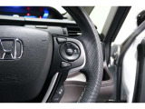 Hondaセンシングの機能のひとつ、アダプティブクルーズコントロール付!アクセルから足を離しても設定したスピードと前車との車間を保ち走行してくれます!車線維持もアシスト☆高速道路で疲労軽減ですね☆