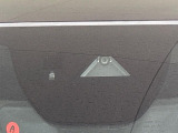 【i-ACTIVESENSE】走行中に前方の車両等を認識し、衝突しそうな時は警報とブレーキで衝突回避と被害軽減をアシスト。より安全にドライブをお楽しみいただけます。