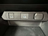 シガーソケット用の充電器が使用可能です!