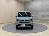 お車購入のポイントとなるフロントマスクです!かわいらしい目つきが印象的なデザインのヘッドランプです。