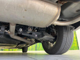 お車を安心してお乗りいただく為には、足回りの定期点検が欠かせません。サービスサポート(有償保証)では無料点検もご提供しており、安心のカーライフをお過ごしいただけるサポート体制が整っています。
