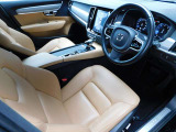 内装クリーニングの上ご納車致します。