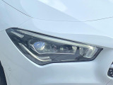 ●LEDヘッドライト:夜間走行時も良好な視界を確保し安心して運転できる高輝度LEDヘッドライトを装備!点灯速度が早く、消費電力も抑えられています。