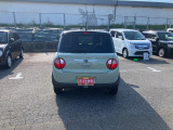 清潔な中古車展示場で皆様のご来店をお待ちしています。