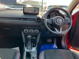 見晴らしが良く開放的な車内。視界も良好でストレス無く快適なドライブをご提供できます♪