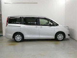 この度は、当社の展示車をご覧いただきまして、誠に有難うございます。自信をもってお勧めできる車となりますので、ごゆっくりご覧頂きたいと思います。