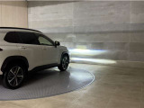 LEDヘッドランプです。十分な明るさを保ちつつも消費電力が少なく、バルブ寿命も長いのが特徴です。瞬時にMAXの光量を発揮するのもLEDならではです。☆LEDフォグランプも装備☆