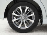 ◆純正アルミホイール装着車◆これで足元まわりも、おしゃれにきまります!
