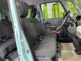 運転席シート廻りは使用感も少なく、良好な状態となっています。丁寧に使われていたことがよくわかりますね。