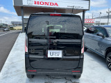 ホンダセンシング装着車となっております。衝突軽減ブレーキ、誤発進抑制機能、歩行者事故低減ステアリング、路外逸脱抑制機能、アダプティブクルーズコントロール、車線維持支援システム他、安全運転を幅広く支援。