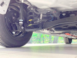 お車を安心してお乗りいただく為には、足回りの定期点検が欠かせません。サービスサポート(有償保証)では無料点検もご提供しており、安心のカーライフをお過ごしいただけるサポート体制が整っています。