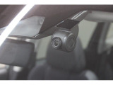 現代の車社会の必需品。ドライブレコーダー装着。エンジン始動後の一部始終を記録します。