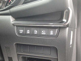 様々な安全装備がお客様の運転をサポートしてくれます。