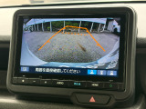 バックで駐車するのは苦手・・・。というそんなあなたでもご安心していただけるハズ!!安心のバックモニター付です☆