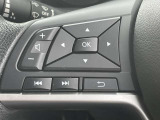 < ステアリングスイッチ >ハンドルから手を離さなくてもボリュームなどの操作ができます♪