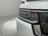 LEDヘッドライトは、点灯の瞬間から最大光量を発揮し、突然暗くなるトンネルなどでの安定感を高めます。