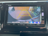 【バックカメラ】駐車時に後方がリアルタイム映像で確認できます。大型商業施設や立体駐車場での駐車時や、夜間のバック時に大活躍!運転スキルに関わらず、今や必須となった装備のひとつです!