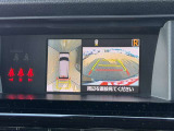 【パノラミックビューモニター】装備で空の上から見下ろすような視点で駐車が可能です☆前後左右の状況を把握出来るので安心感が違いますね(^^♪