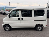 お客様が安心して中古車を購入できるよう、中古車の価格や品質の適正な情報を提供し、近年問題となっております修復暦の偽り・メーター改ざん車の排除に努めています。