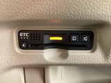 ETCが付いてます。ETC搭載車しか通過できないスマートICが利用できるようになりますよ!現在スマートICの設置箇所も増えてきているので、高速道路利用の幅が広がりますね☆