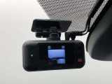ニュースで流れる【事故の瞬間】【あおり運転】の映像は、ドライブレコーダーが録画しているからです。もしもの時の証拠映像を保存できます。