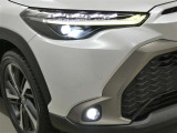 LEDヘッドライトです。デザイン性がよくとても明るいので、夜間の走行や悪天候でも安心です。しかも長寿命!
