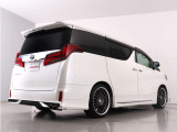 当店では、厳選された車両のみ展示しております。アルファード・ヴェルファイアに特化した専門店ならではの豊富な在庫の中から、お気に入りの一台をお探しください!