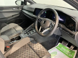 大事な愛車で特別な日をより楽しく、いつもの毎日をさらに快適に過ごせるようスタッフがお手伝いします♪