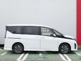 『サイドシルエット』運転席側写真になります。
