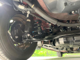 お車を安心してお乗りいただく為には、足回りの定期点検が欠かせません。サービスサポート(有償保証)では無料点検もご提供しており、安心のカーライフをお過ごしいただけるサポート体制が整っています。
