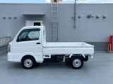 荷台フロア長が好よくわかるサイドビュー!バッテリー本体を保護する、【バッテリーカバー】を装着。
