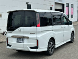 当店は仕上げ業者と提携して、車両の仕上げを行っております。磨き、ルームクリーニング、ヘッドライト磨き、を一貫して行っております。