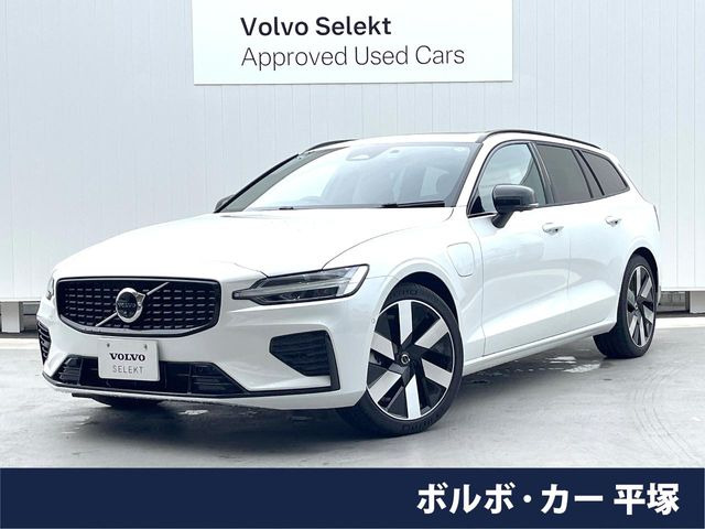 V60 ウルトラ T6 AWD プラグインハイブリッド 4WD