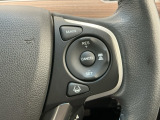 アクセルから足を離しても設定したスピードを保ち走行し、高速道路での疲労軽減に役立つクルーズコントロール付きです!
