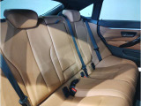 【エアバック】BMWのエアバックやその他の安全装備は、互いに補完しあう事で徹底した安全性を貫きます。万一の事故の際にそれぞれ最適な保護を提供してくれます!