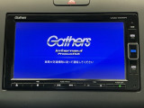 純正メモリーインターナビ付きです!CD・DVD再生、フルセグTV視聴、Bluetooth接続可能です!