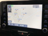 ディスプレイオーディオ装着車。ディスプレイとスマホを連携で、様々なアプリを使用できます。マップのアプリを繋げて、ナビゲーションとして使用できます。