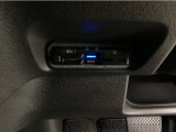 ETCが付いていれば高速道路の料金所も楽々通過!これで小銭を用意しなければいけない煩わしさも軽減されますね♪