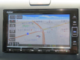 扱いやすく見やすい純正メモリーナビ装備!ホンダ純正品です。