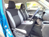 運転席シート廻りは使用感も少なく、良好な状態となっています。前オーナー様が丁寧に使っていたことがよくわかりますね。
