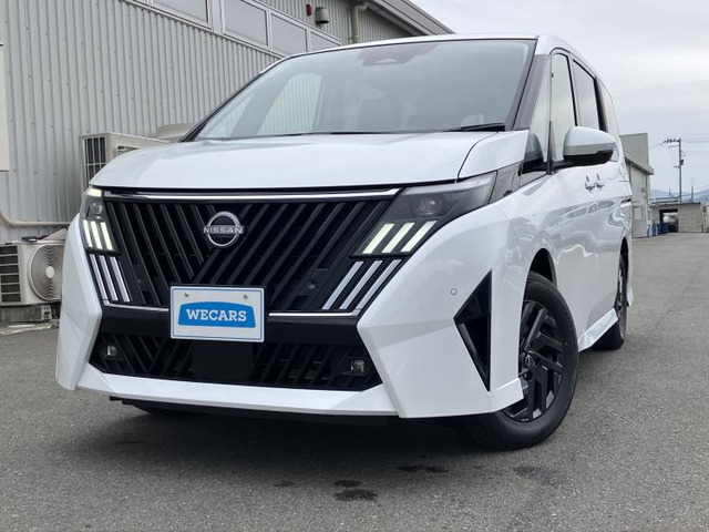 セレナ 1.4 e-POWER ハイウェイスターV 