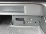 CD/DVD・フルセグTV・USB・Bluetoohオーディオ!