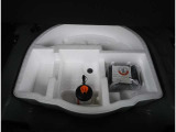 【パンク修理キット】車の軽量化や無駄を無くす為、応急タイヤパンクキットが搭載されています。