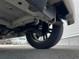 お車を安心してお乗りいただく為には、足回りの定期点検が欠かせません。サービスサポート(有償保証)では無料点検もご提供しており、安心のカーライフをお過ごしいただけるサポート体制が整っています。