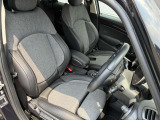 運転席・助手席は、シートヒーターが装備されています!