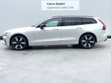購入後は全国のVOLVO正規ディーラーにてアフターサービスをお受けいただけます。定期点検サービス、延長保証などの有料サービスも手厚くご用意しておりますので、ご不安事はお気軽にご相談下さい。